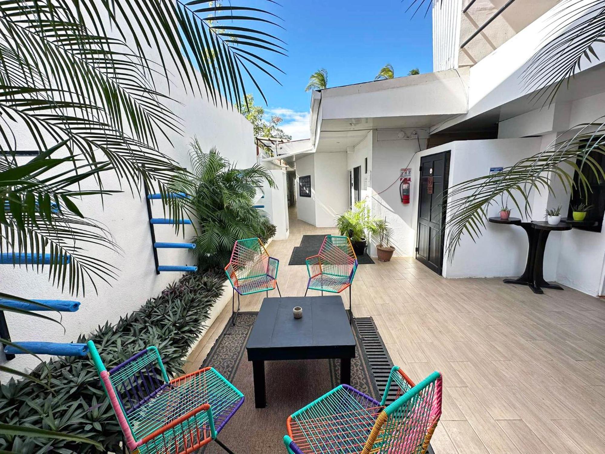 Hotel Surf Ranch Tamarindo Exterior foto